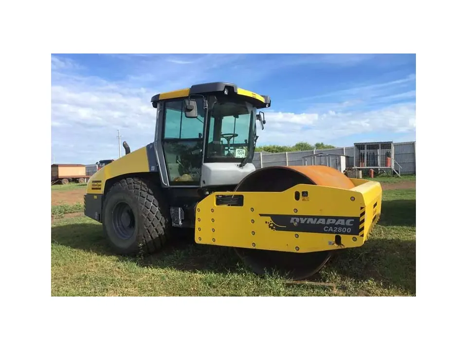 Аренда Грунтовый каток DYNAPAC CA2800D