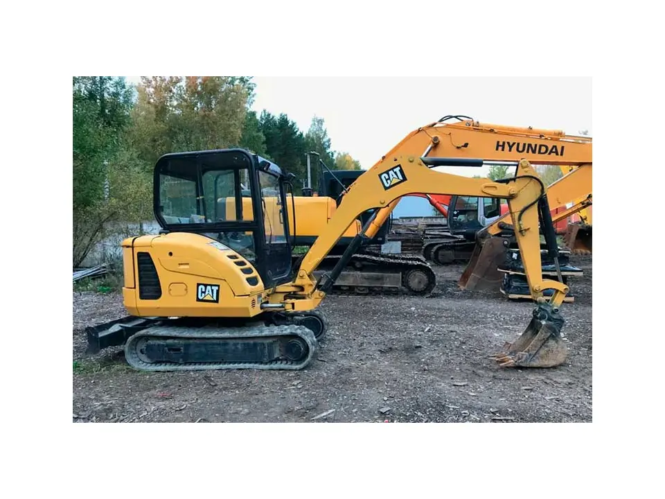 Аренда Мини-погрузчик Caterpillar 302.5C